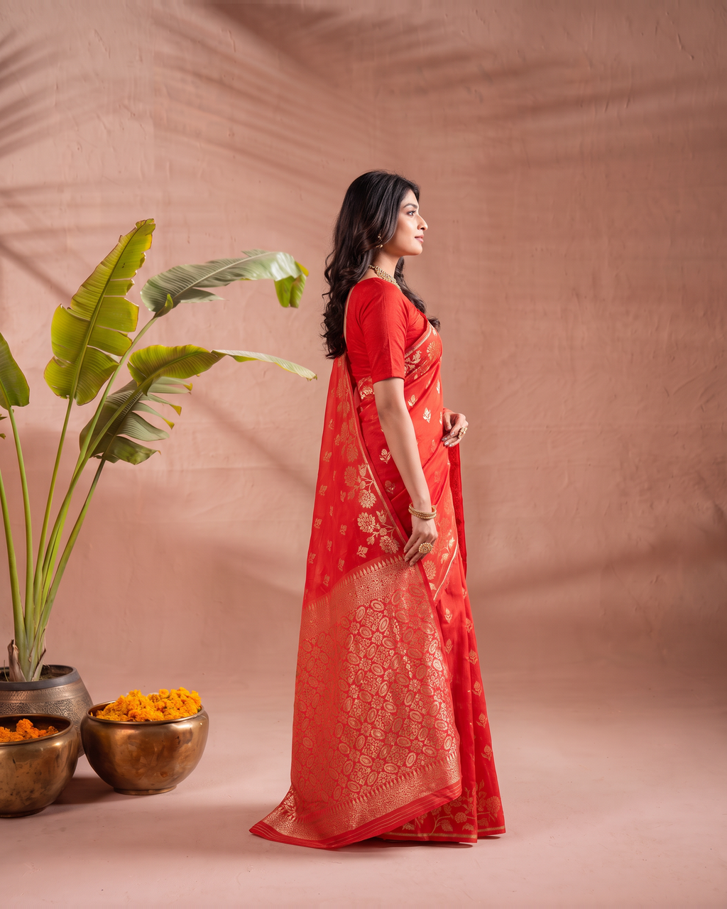 Meera Floral Butta Paithani Silk Saree - Red - side drape