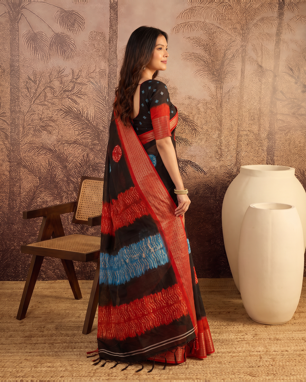 Mira Marshmallow Tone Festive Saree with Soft Contrast Pallu - Black Red - side