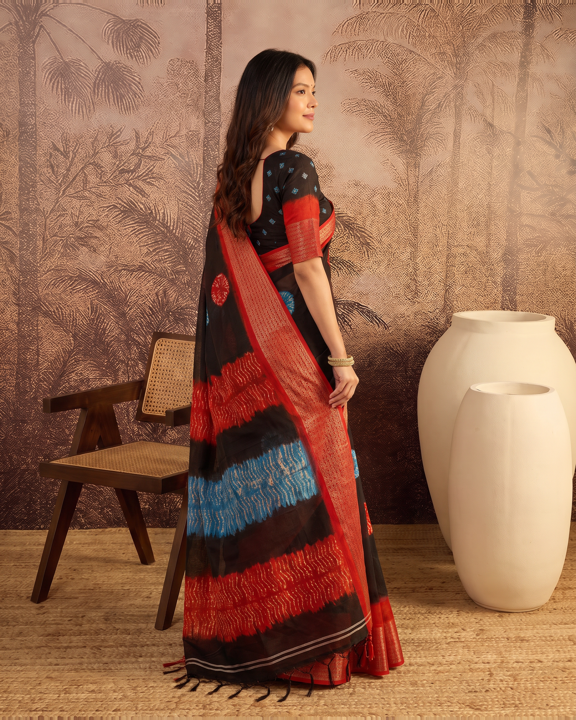 Mira Marshmallow Tone Festive Saree with Soft Contrast Pallu - Black Red - side