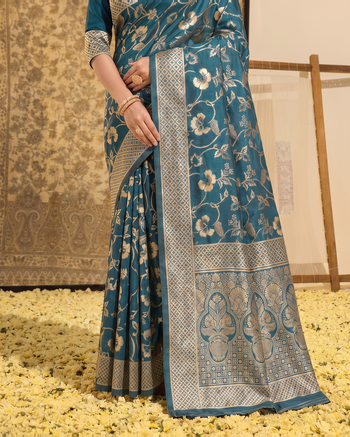 Mrinalini Blooming Garden Silk Saree - Airforce Blue - lower border closeup
