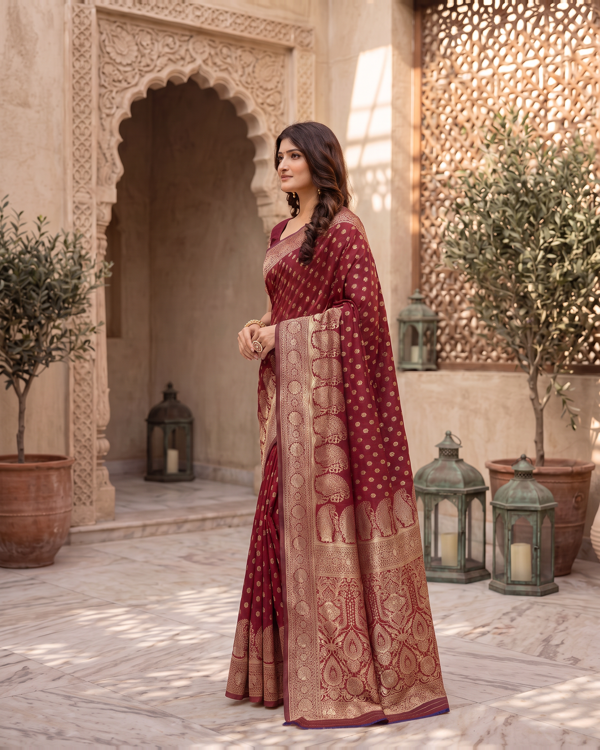 Padmalaya Ornate Paisley Pallu Silk Saree - Maroon - side drape