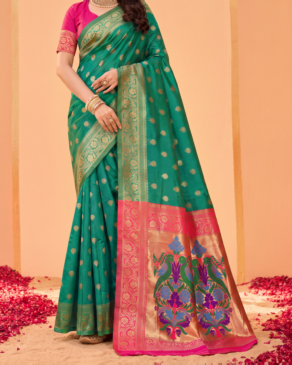 Pranavi Festive Border Paithani Silk Saree - Aqua Green - lower closeup