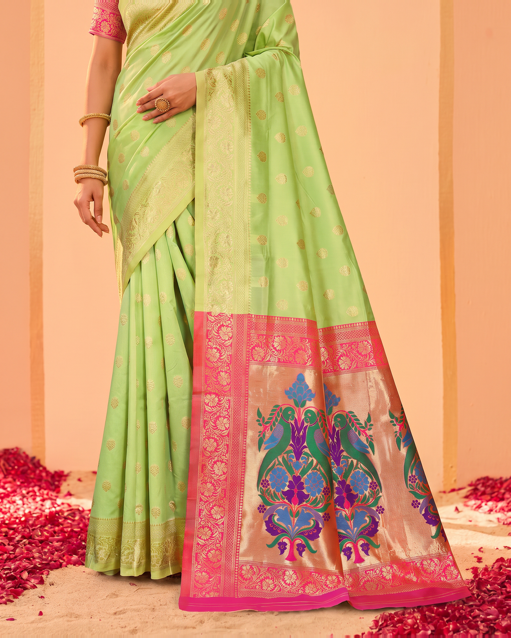 Pranavi Festive Border Paithani Silk Saree - Pista Green - lower closeup