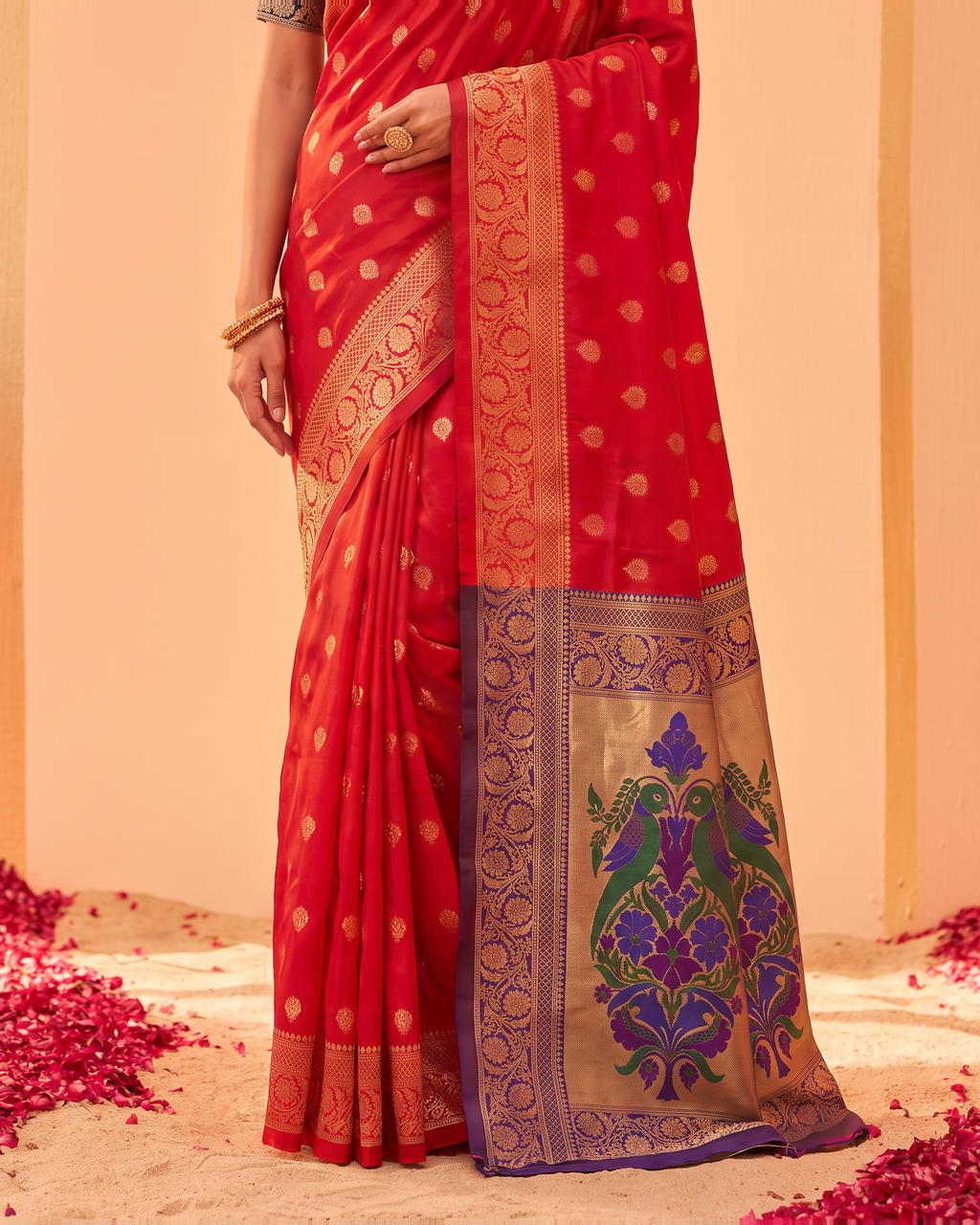 Pranavi Festive Border Paithani Silk Saree - Red - lower closeup