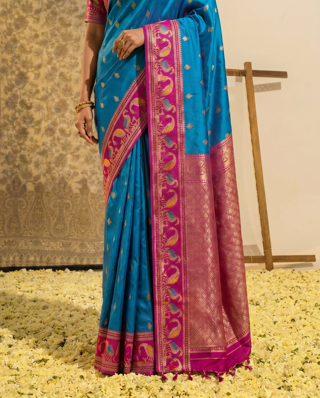 Priyamani Pure Banarasi Silk Saree - output 5 - 05 lower closeup