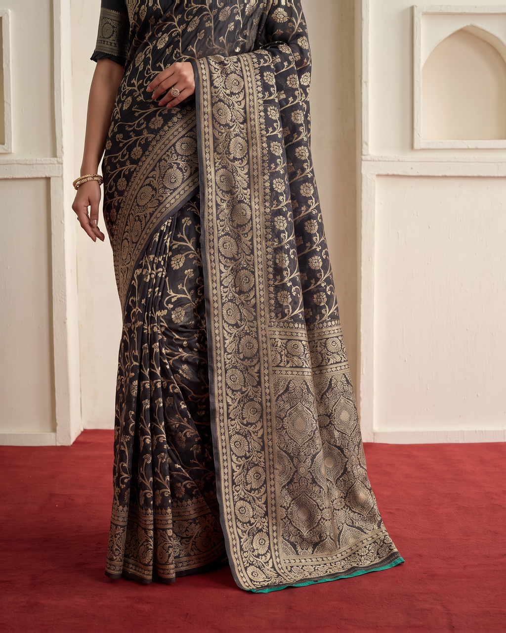Rajvi Grand Contrast Pallu Paithani Silk Saree - Black - lower border closeup