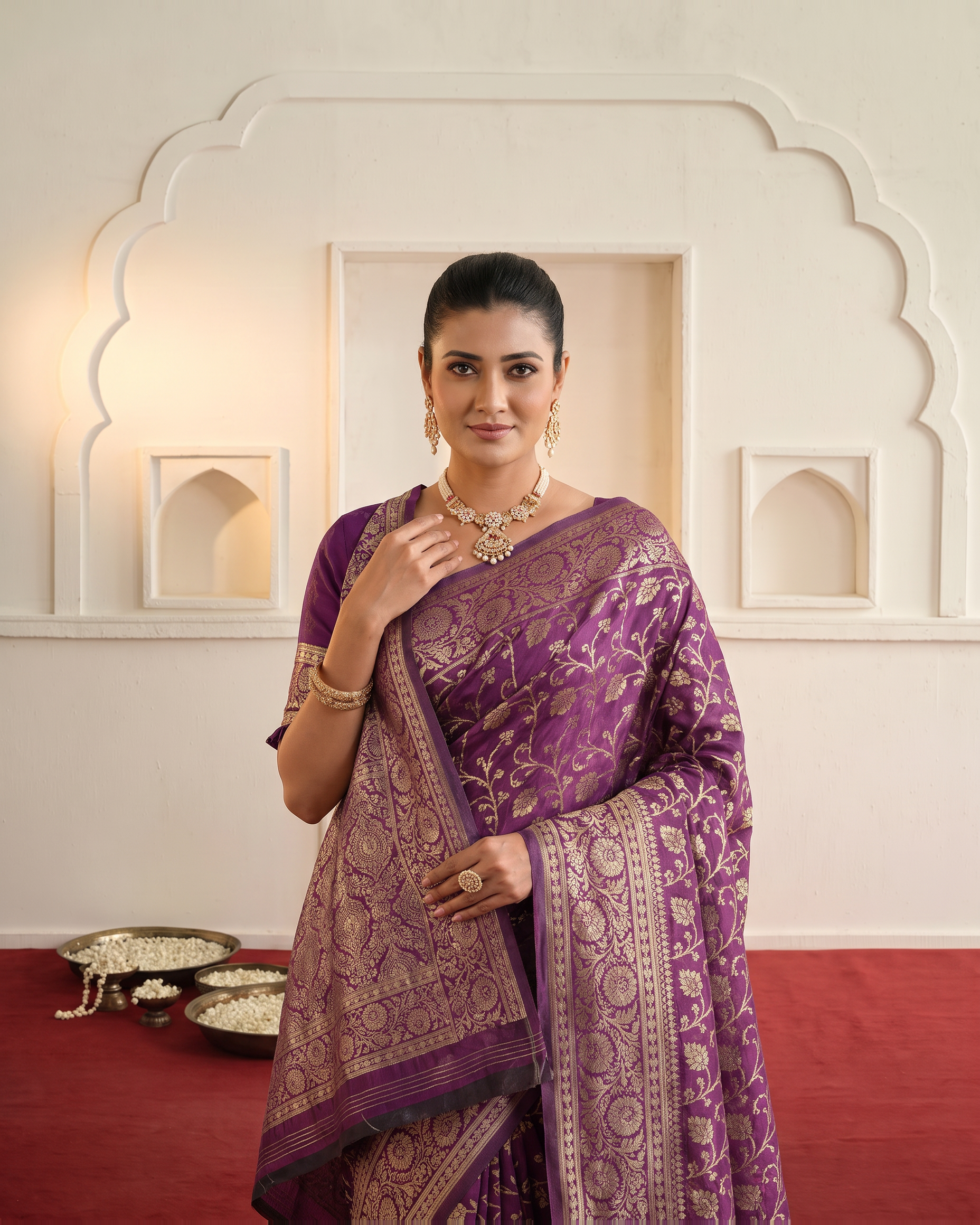 Rajvi Grand Contrast Pallu Paithani Silk Saree - Purple - upper closeup