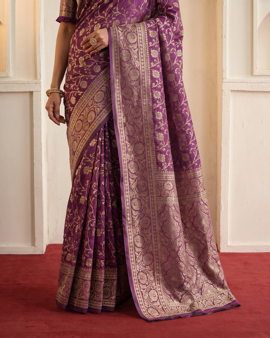 Rajvi Grand Contrast Pallu Paithani Silk Saree - Purple - lower border closeup