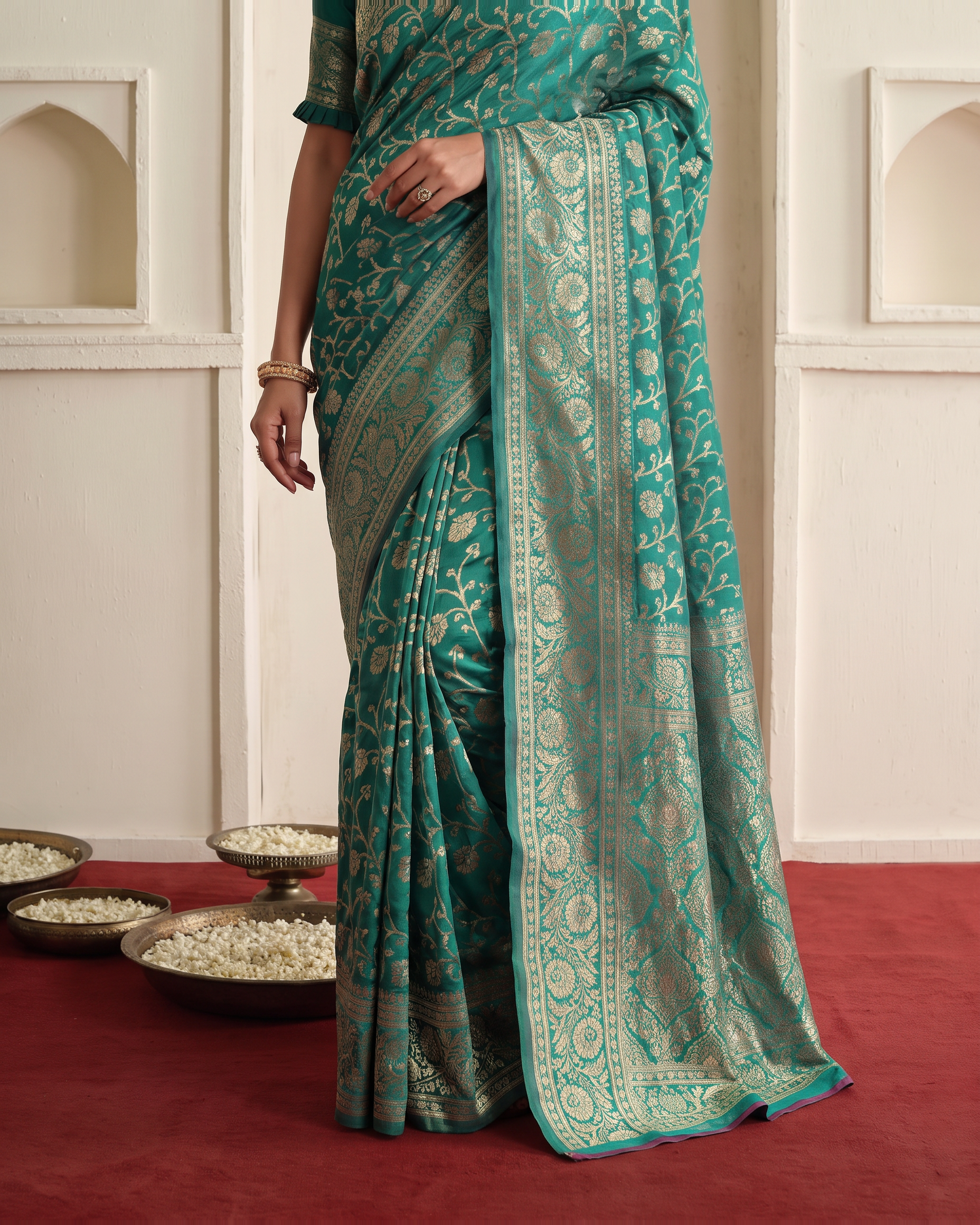 Rajvi Grand Contrast Pallu Paithani Silk Saree - Rama Green - lower border closeup