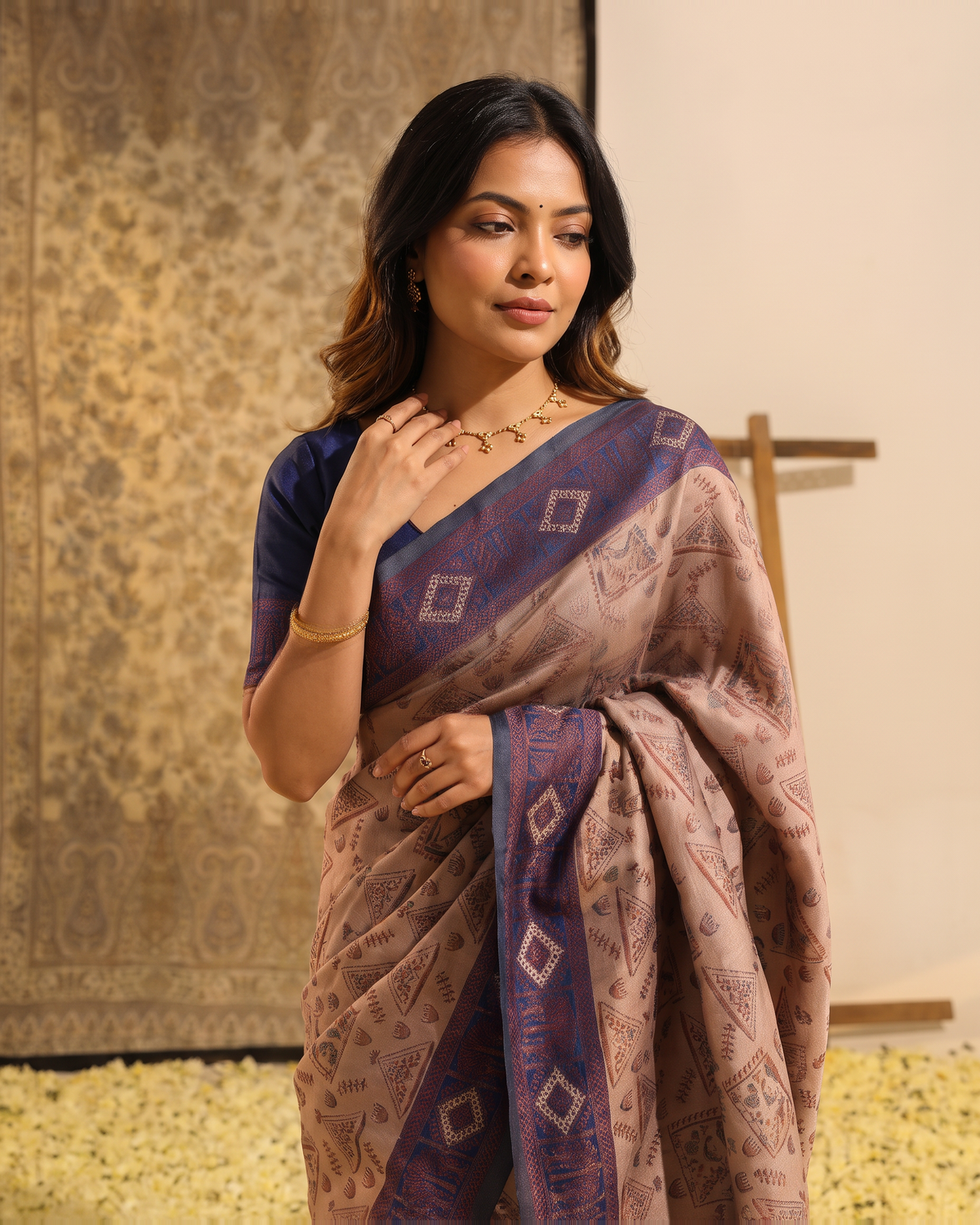 Royal Violet Bronze Silk Saree with Paisley Pallu - upper closeup