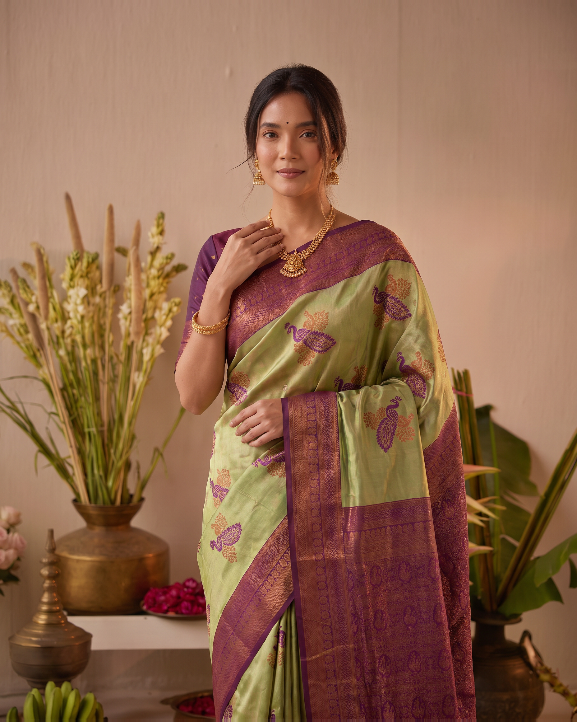 Ruhani Multi Shade Festive Saree with Woven Style Pallu - Green Wine - upper closeup