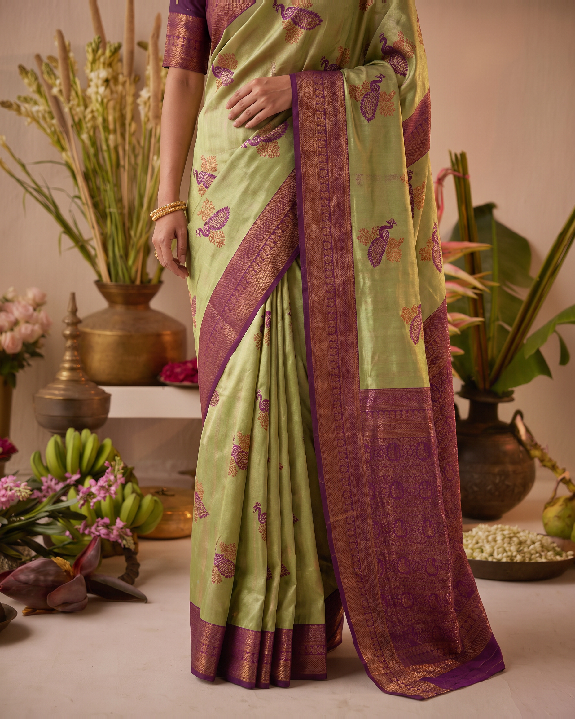 Ruhani Multi Shade Festive Saree with Woven Style Pallu - Green Wine - lower closeup