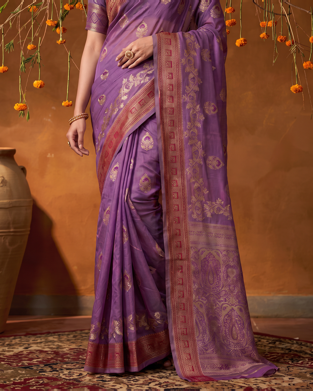 Rupali Leaf Butti Zari Silk Saree with Floral Pallu - Purple - lower closeup