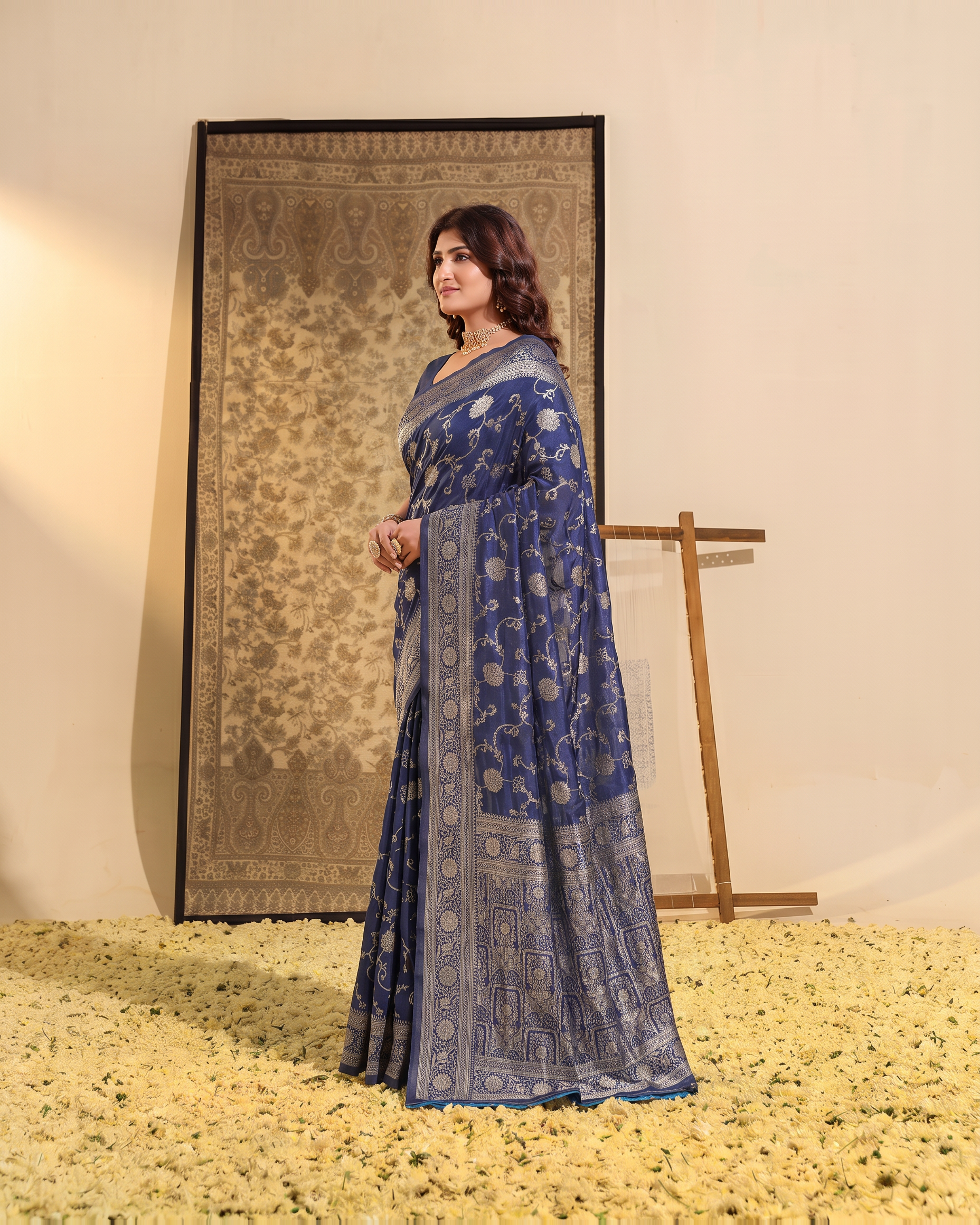 Samaira Antique Motif Paithani Silk Saree - Navy Blue - side drape