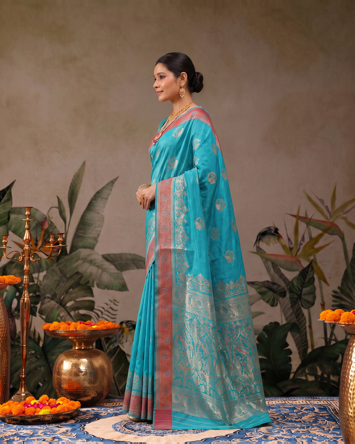 Shalmali Paisley Zari Silk Saree with Decorative Border - Rama - side