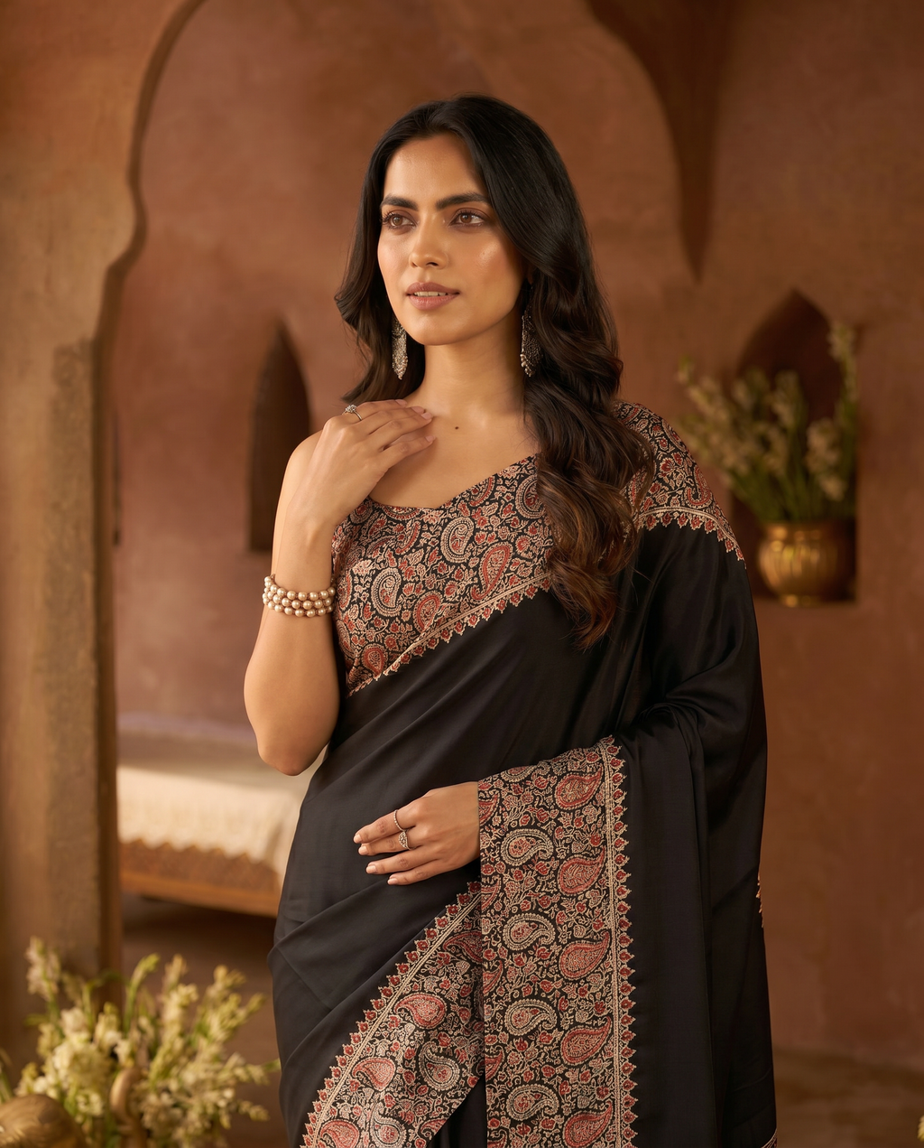 Stylish Black Printed Saree with Ethnic Paisley Border – Elegant Party & Casual Wear - output 0 - 04 upper closeup