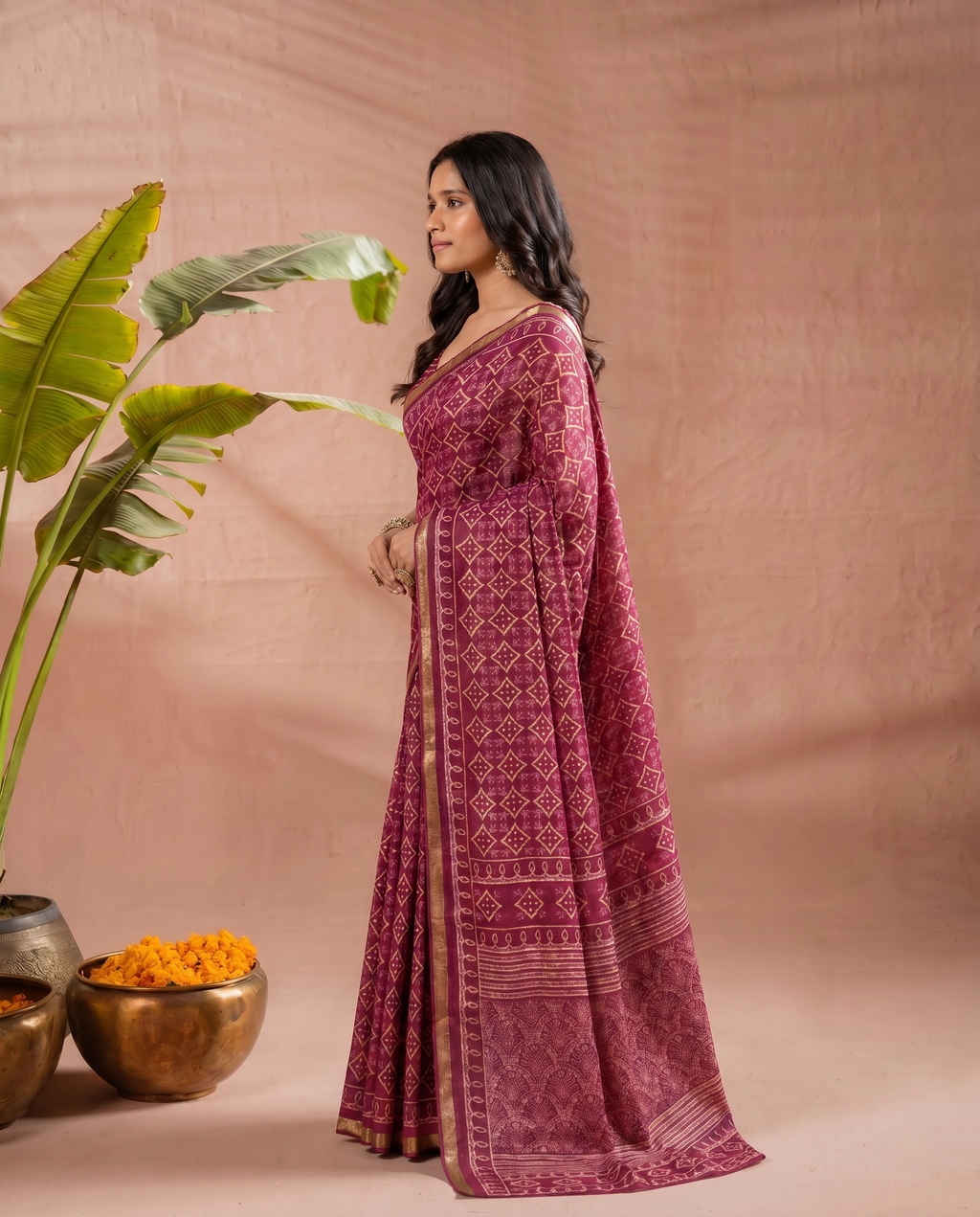 Stylish Pink Geometric Printed Pure Cotton Saree with Golden Border - output 1 - 03 side