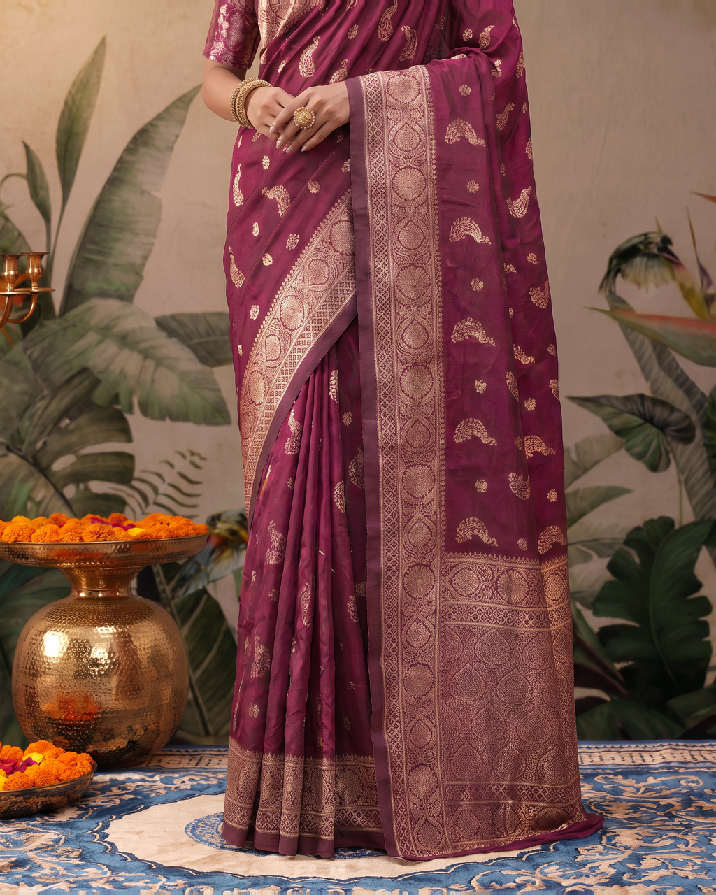 Suhasini Scattered Blossom Silk Saree - Maroon - lower border closeup