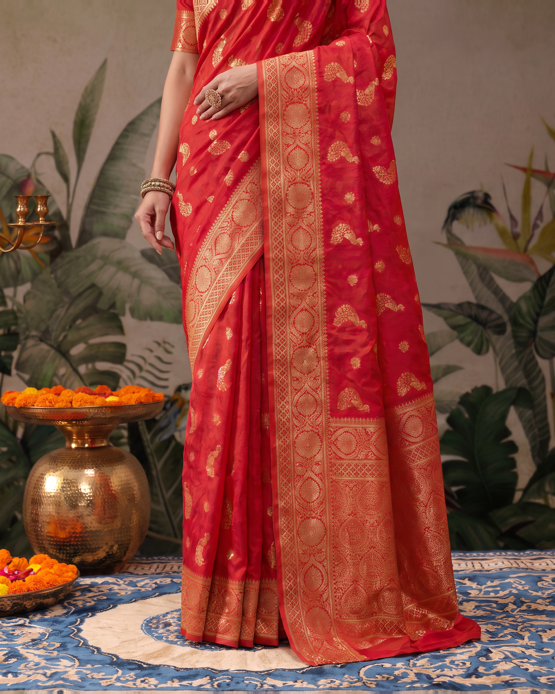 Suhasini Scattered Blossom Silk Saree - Red - lower border closeup