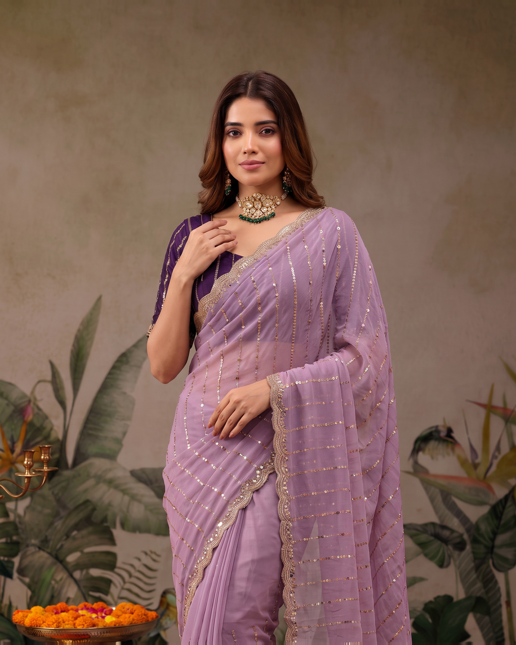 Tanvi Star Line Festive Saree with Sleek Border - Lavender - upper closeup