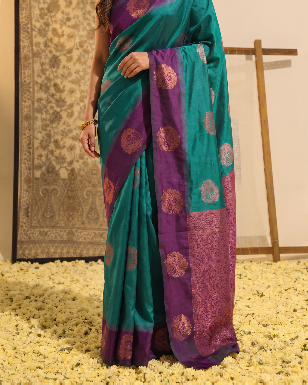 Teal Purple Silk Saree with Circular Butta Pallu - lower closeup