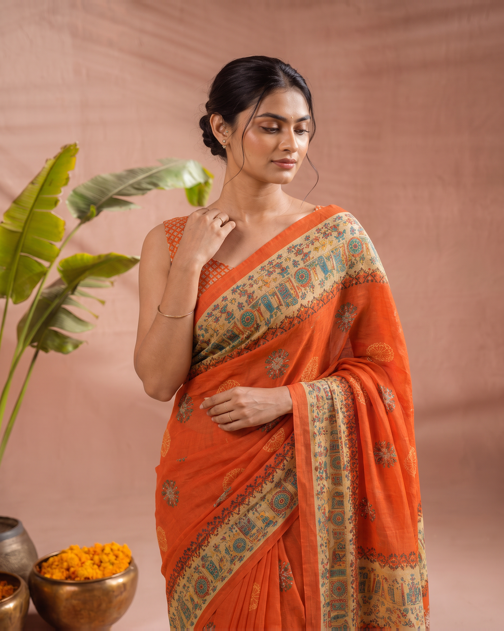 The Mist Grey Mulmul - Orange - upper closeup - catalog replacement catalog-output-replacement-20260812-095206-5340