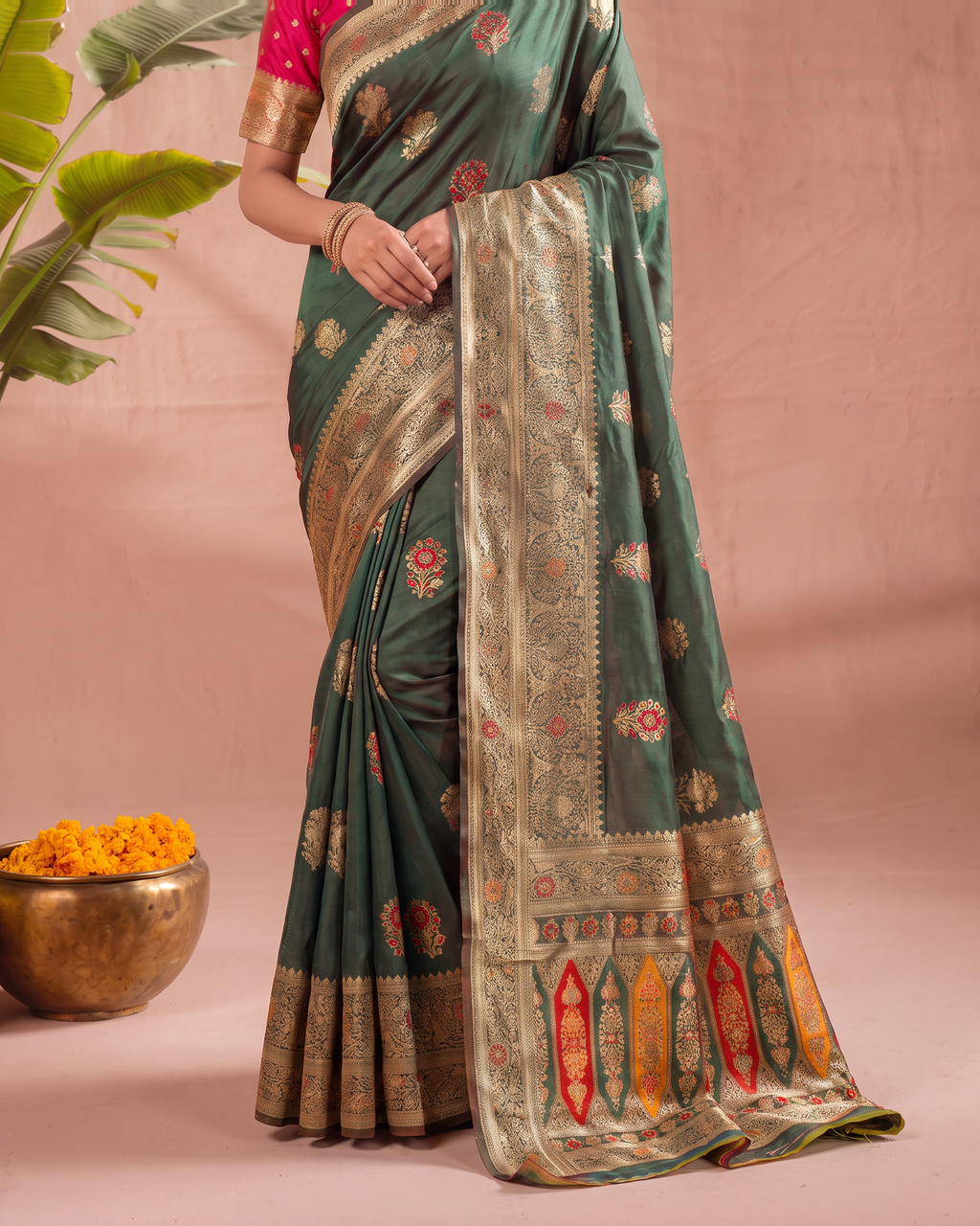 Vasudha Ornate Zari Silk Saree with Multicolour Pallu - Green - lower closeup
