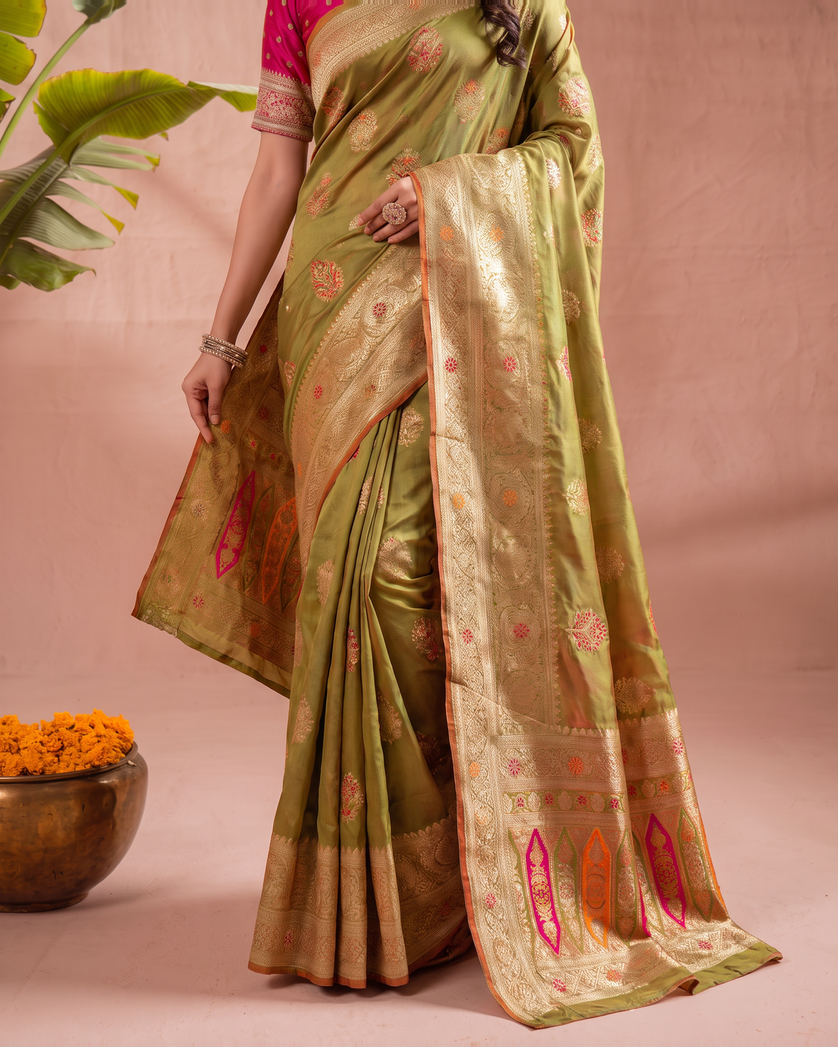 Vasudha Ornate Zari Silk Saree with Multicolour Pallu - Mehndi - lower closeup