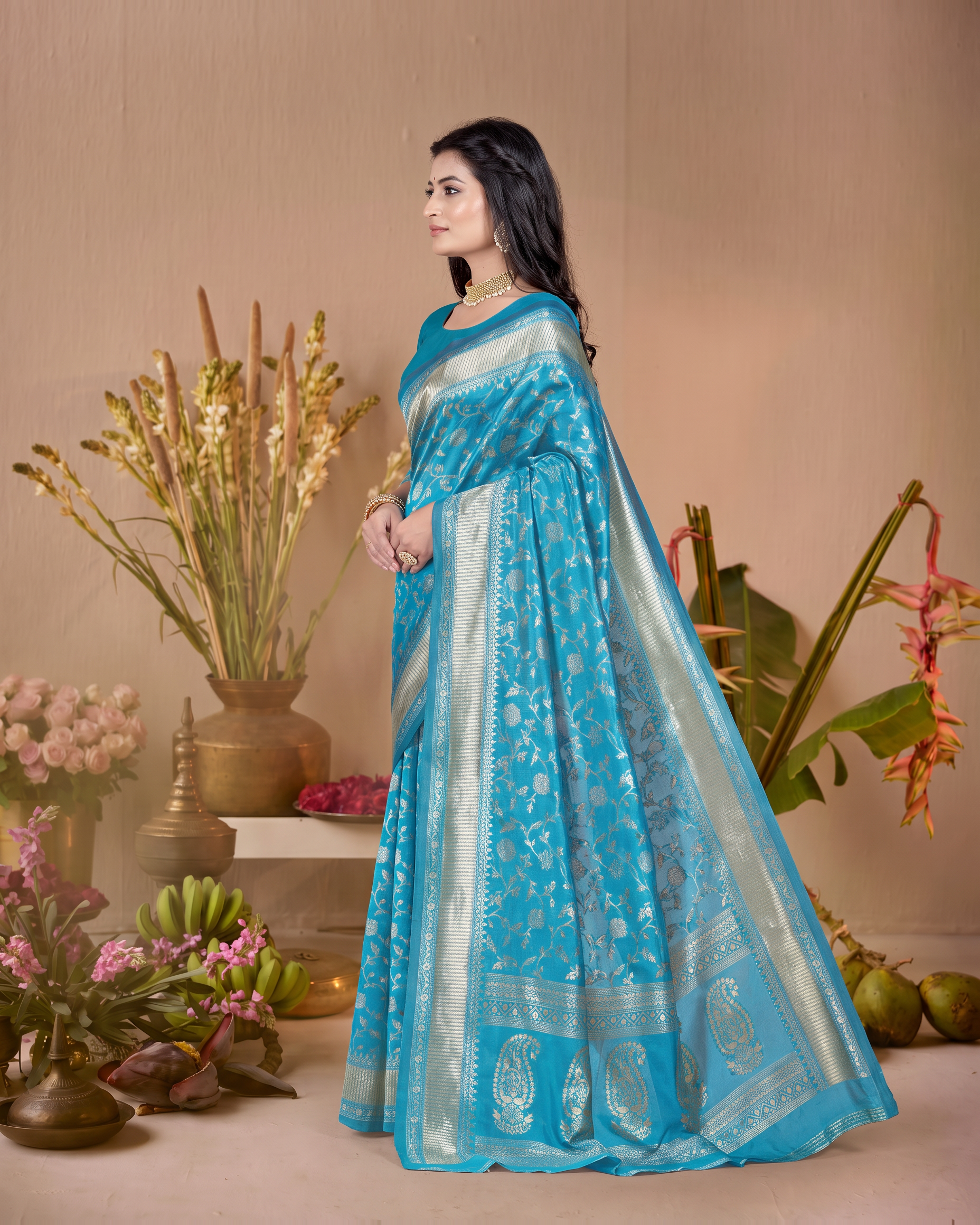 Vasundhara Botanical Trellis Silk Saree - Firozi Blue - side drape