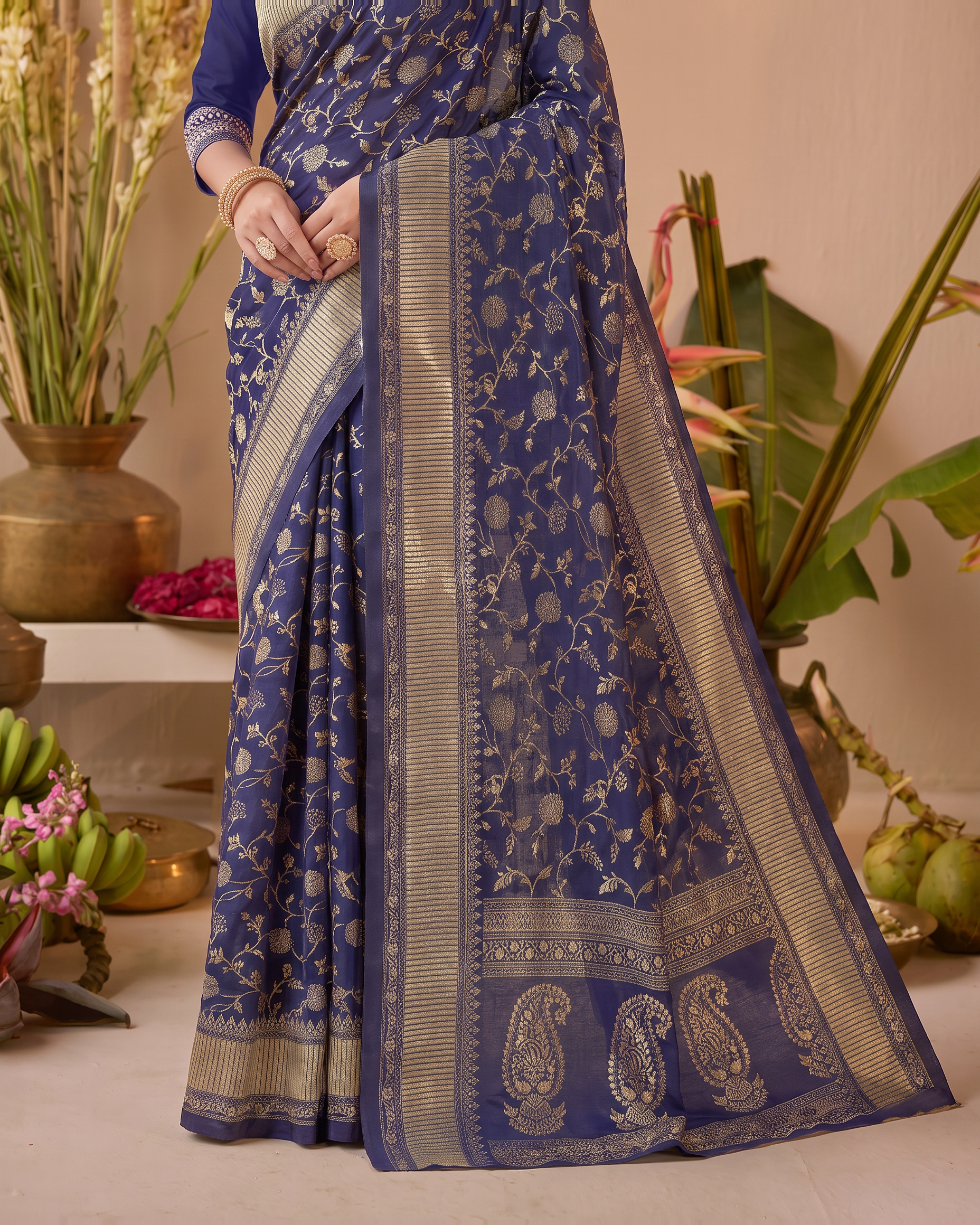 Vasundhara Botanical Trellis Silk Saree - Navy Blue - lower border closeup