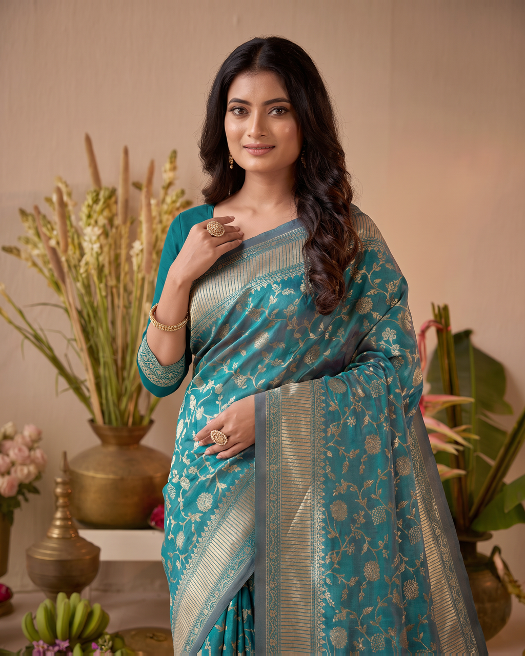 Vasundhara Botanical Trellis Silk Saree - Rama Green - upper closeup