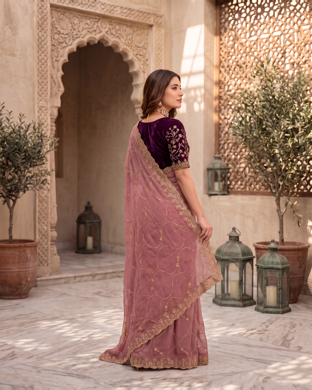 Vedika Star Kaju Katri Festive Saree with Patterned Pallu - Mauve - side