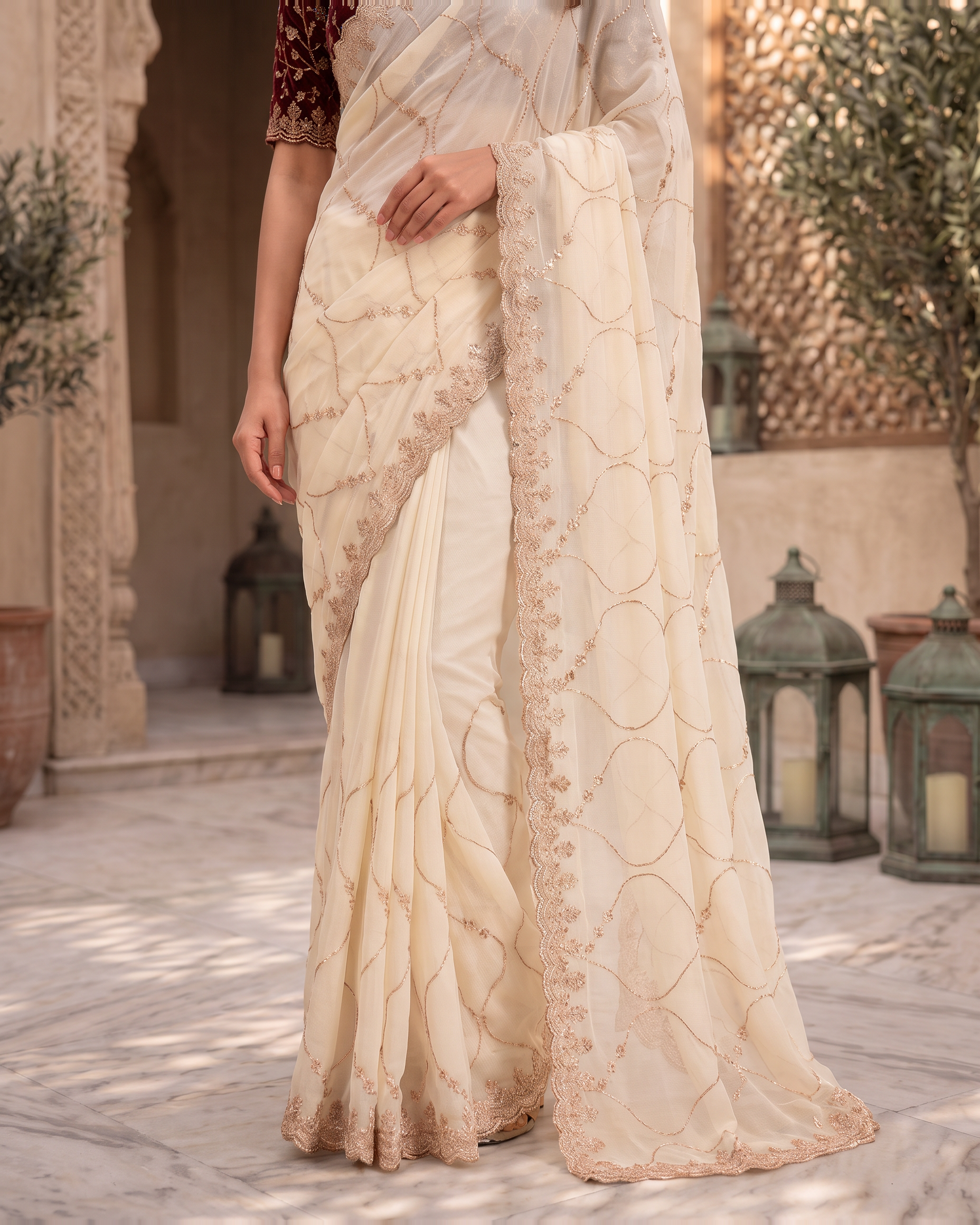 Vedika Star Kaju Katri Festive Saree with Patterned Pallu - White - lower closeup
