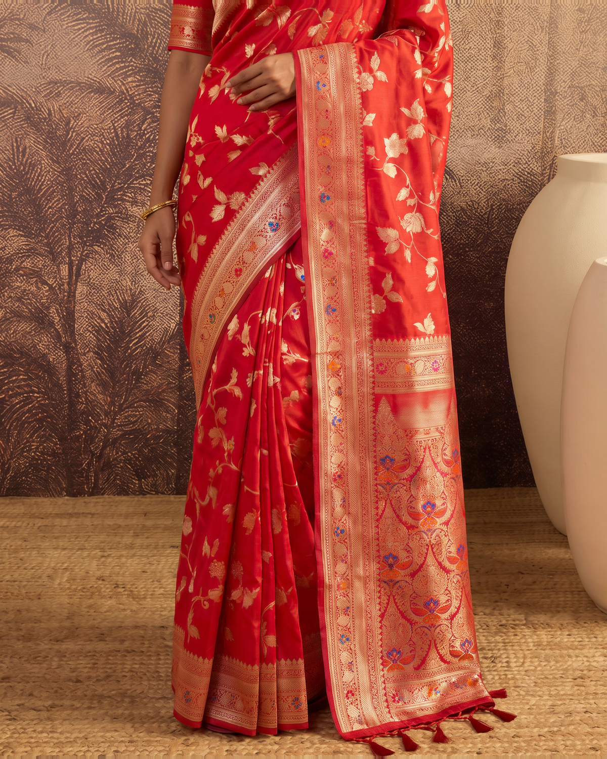 Yamini Floral Spray Zari Silk Saree with Tasselled Pallu - Red - lower closeup