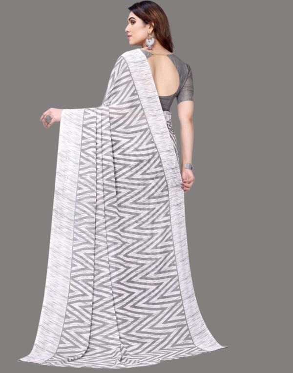 Georgette Geometric Grey and White Saree - Image 5