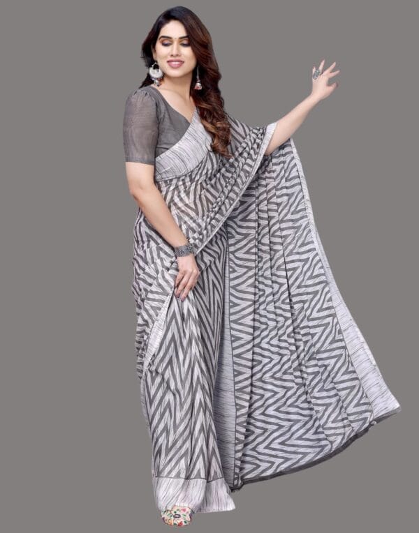 Georgette Geometric Grey and White Saree - Image 4